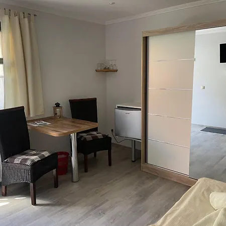 Weiss 招待所 奥斯特西巴德钦诺维茨